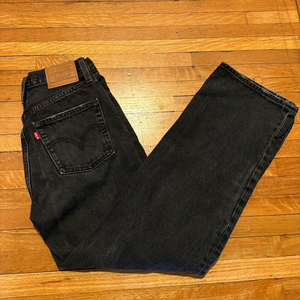 Levi cropped jeans